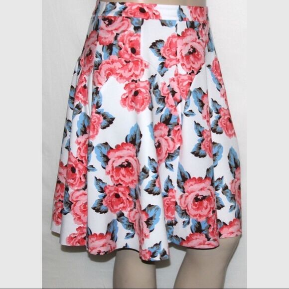 Multicolor Floral Knee A Line Knee Length Skirt -NEW - Picture 2 of 3